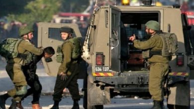 الاحتلال يعتقل مواطنا من رافات شمال القدس