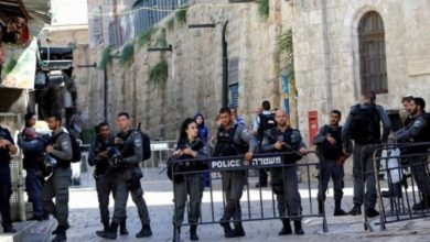 الاحتلال يغلق عددا من شوارع القدس