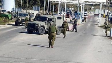 الاحتلال يتسبب بأزمة خانقة على حاجز عين سينيا شمال رام الله