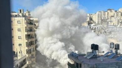 الاحتلال يفجر منزل الأسير الطفل محمد الزلباني في مخيم شعفاط