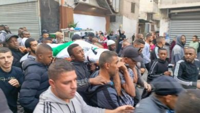 تشييع جثمان الشهيد عوض عنبر في مخيم طولكرم
