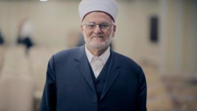 الاحتلال يفرج عن الشيخ عكرمة صبري من المسكوبية