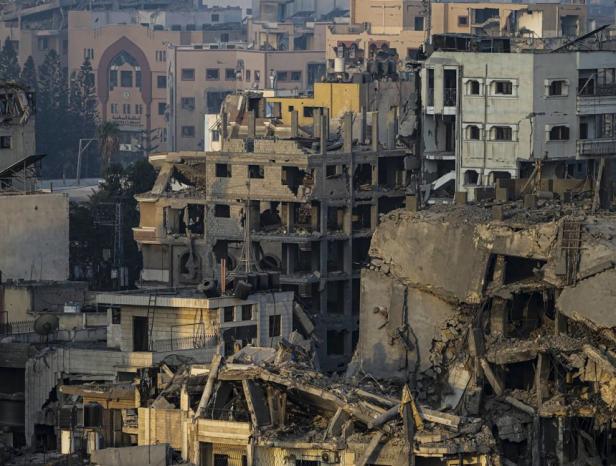 "الإحصاء": خسائر الاقتصاد في قطاع غزة بلغت خلال الشهر الأول من الحرب 700 مليون دولار
