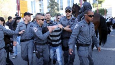 الاحتلال يعتقل شابا من جبل المكبر بالقدس المحتلة