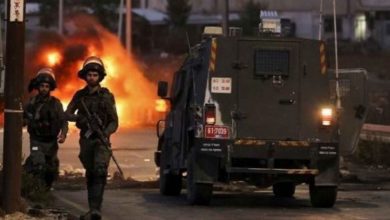 رإصابات بالاختناق خلال قمع الاحتلال تظاهرة سلمية في مخيم العروب