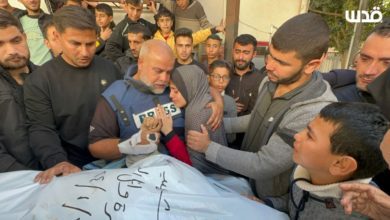 استشهاد الصحفيين مصطفى ثريا وحمزة الدحدوح بقصف الاحتلال بخانيونس