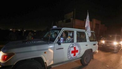 مصادر مطلعة تكشف عن توافق أطراف مباحثات باريس على إطار صفقة تبادل للأسرى