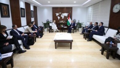 اشتية يطالب البرلمان الألماني بالدعوة لوقف العدوان فورا وفتح المعابر