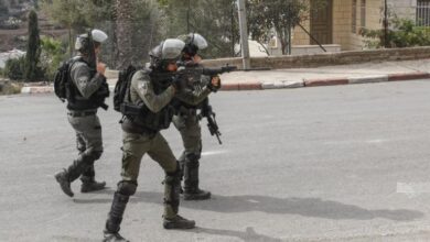 الاحتلال يعتدي على شابين خلال اقتحام بيتا جنوب نابلس