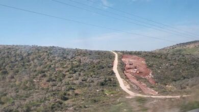 جرافات الاحتلال تواصل عمليات التجريف في منطقة الراس غرب سلفيت