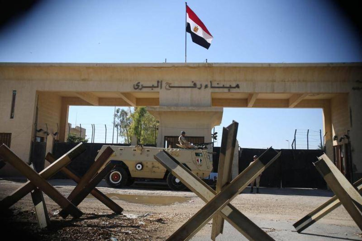 جنود مصريون أطلقوا النار على جنود من جيش الاحتلال داخل معبر رفح