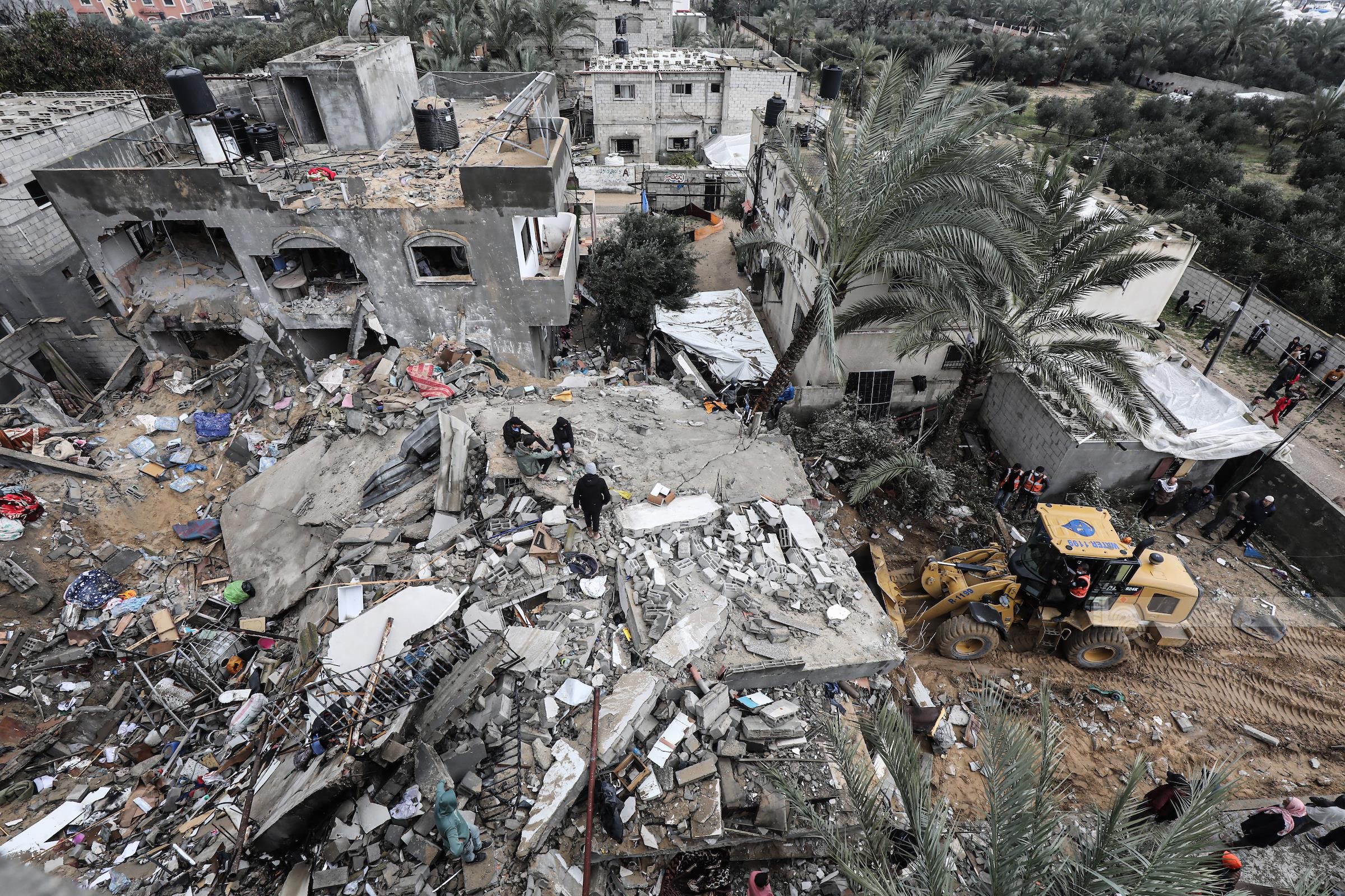 شهداء ومصابون اثر قصف الاحتلال مناطق متفرقة من قطاع غزة
