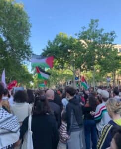جامعة برشلونة الحكومية تقرر قطع العلاقات مع الاحتلال.