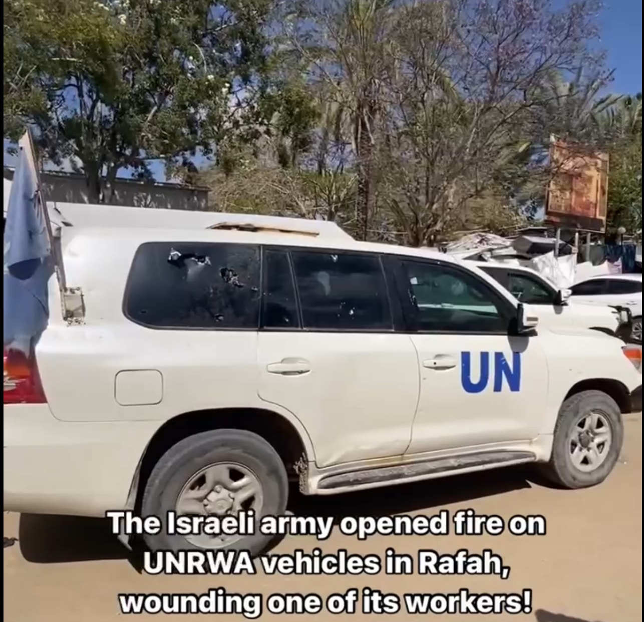 مقتل وإصابة موظفين أمميين، طيران الاحتلال يستهدف مركبات للأمم المتحدة.