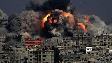 أربعة شهداء بينهم طفلان وعدة إصابات في غارة للاحتلال على مدينة غزة