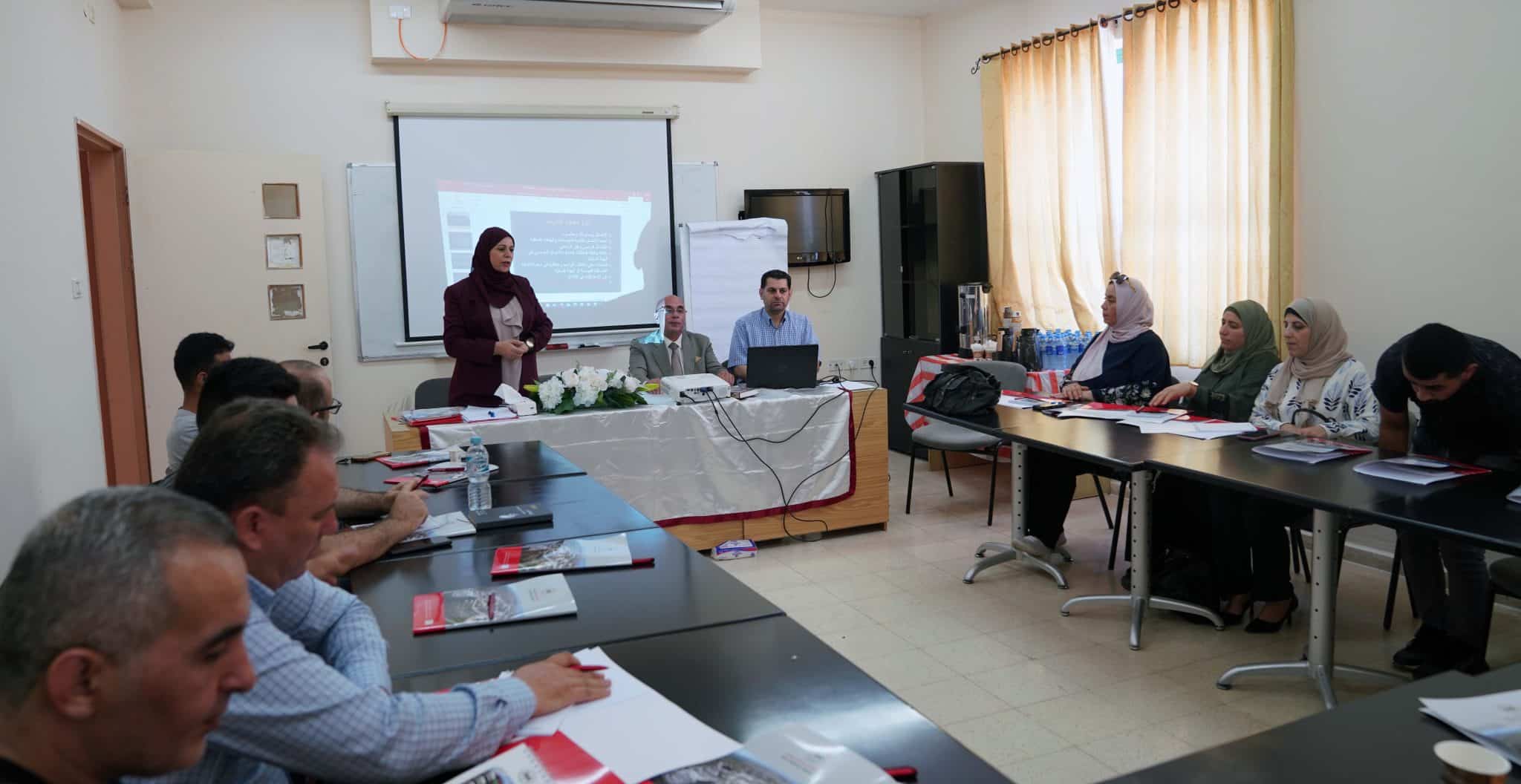 الجامعة العربية الأمريكية تنظم دورة للهيئات المحلية ودوائر الحكم المحلي