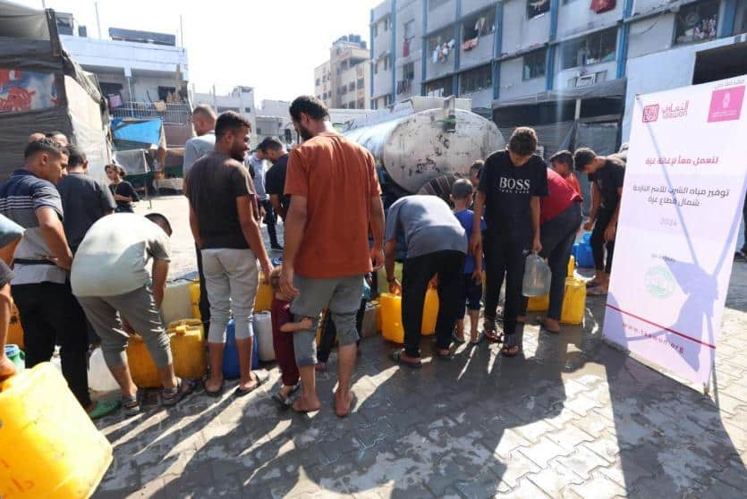 بنك فلسطين يساهم في توفير مياه صالحة للشرب بمراكز الإيواء في شمال قطاع غزة