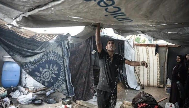 مسؤول أممي: شتاء غزة يعني موت الفلسطينيين بردا وليس بقصف إسرائيلي فقط