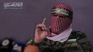 ابو عبيدة: الاحتلال قصف موقعا يحتجز فيه بعض أسراه قاصدا قتلهم