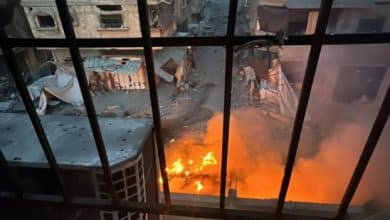 قوات الاحتلال تحرق مستشفى كمال عدوان