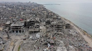 ورقة بحثية : مركز رصد "وصول مسارات المفاوضات بشأن غزة إلى مرحلتها الحاسمة"