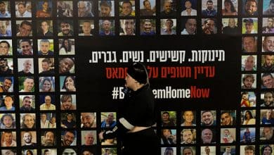 مبعوث ترامب يلتقي نتنياهو .. مسؤولون في حكومة الاحتلال يعلنون عن تقدم في مفاوضات صفقة التبادل
