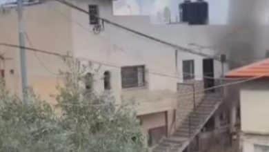 الاحتلال يحرق عددا من منازل المواطنين في مخيم جنين