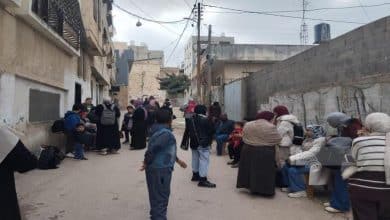 الاحتلال يواصل إجبار المواطنين على إخلاء منازلهم في مخيم طولكرم