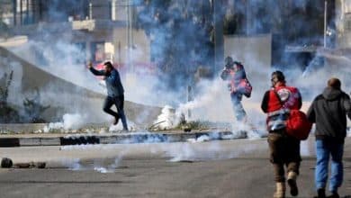 إصابات بالاختناق عقب اقتحام قوات الاحتلال مخيم الفوار