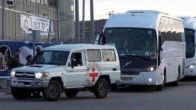 حماس: لن نقبل الحديث مع "إسرائيل" عبر الوسطاء قبل الإفراج عن أسرى الدفعة السابعة