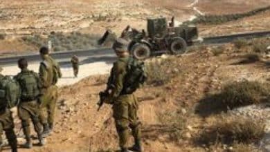 الاحتلال يستولي على أرض لشق طريق استيطاني شمال غرب نابلس