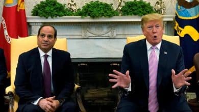 معاريف: ترامب هدد مصر بقطع المساعدات إذا لم تستقبل لاجئين من غزة