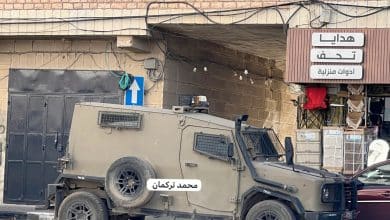 الاحتلال يقتحم البيرة ويداهم منزل أسير محرر