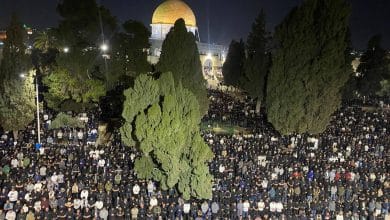 130 ألف يؤدون صلاتي العشاء والتراويح في المسجد الأقصى