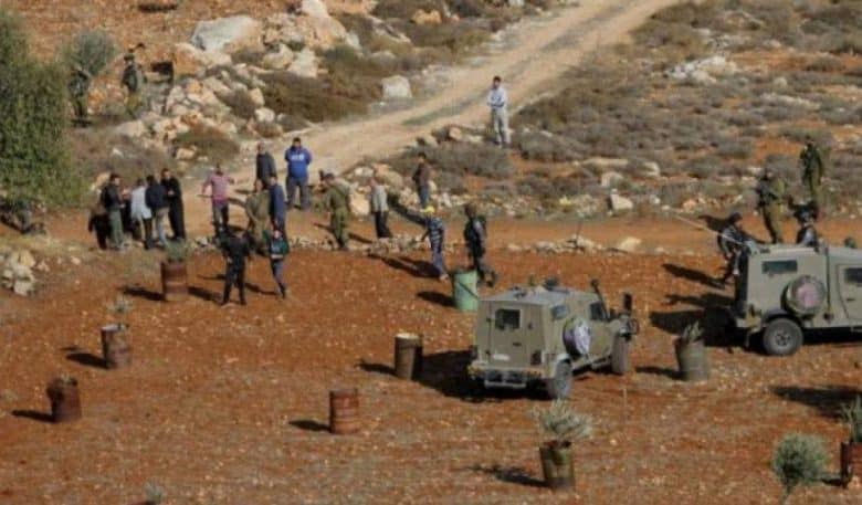 الاحتلال يخطر بـ"التصرف" في عشرات الدونمات من البيرة وقرى مجاورة