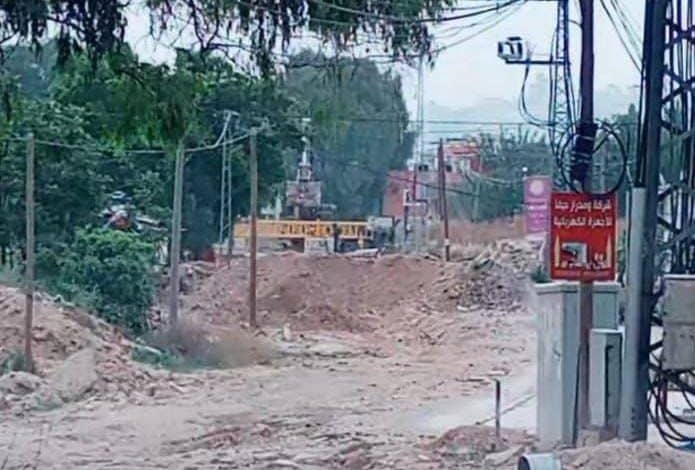 الاحتلال ينصب بوابتين حديدتين على مدخلي مخيم جنين الغربي والشرقي