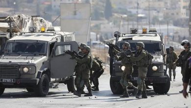 الاحتلال يواصل عدوانه على طولكرم: مداهمات وإخلاء قسري واعتقالات وهدم وتجريف