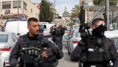 الاحتلال يعتقل شابين من القدس
