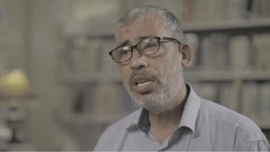شقيق الشهيد يحيى السنوار.. استشهاد الأكاديمي زكريا السنوار متأثرا بإصابته