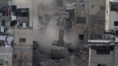 الاحتلال يواصل هدم المباني السكنية في مخيم نور شمس لليوم الثالث على التوالي