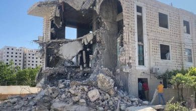 الاحتلال يفجر منزل الشهيد عبد القادر القواسمي في مدينة الخليل للمرة الثانية.