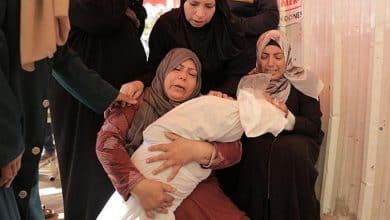 10 شهداء بينهم 4 أطفال في قصف الاحتلال خيام النازحين في خان يونس