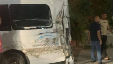 آليات الاحتلال تصدم حافلة تقل حجاجا في جنين بشكل متعمد