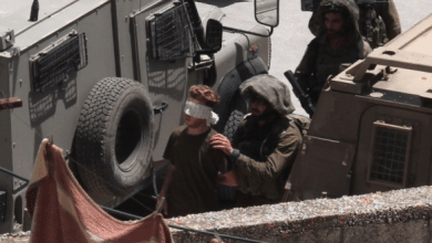 قوات الاحتلال تعتقل شابا شرق نابلس