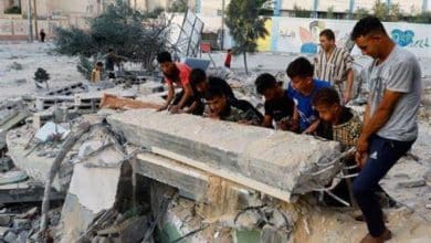 6 شهداء إثر قصف الاحتلال منزلين جنوب قطاع غزة وشماله