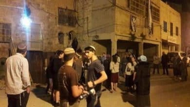 مستوطنون يهاجمون منزلا شرق بيت لحم