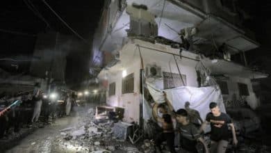 شهيد ومصابون جراء قصف الاحتلال خيمة تؤوي نازحين شرق خان يونس