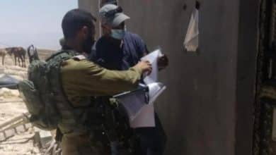 الاحتلال يسلم 8 إخطارات بوقف العمل والبناء في بروقين