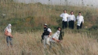 مستوطنين مستوطنون