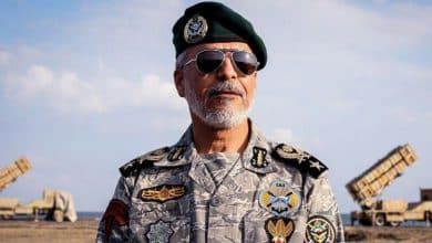 خامنئي يعين حبيب الله سياري قائدا مؤقتا للأركان العامة واللواء وحيدي قائدا للحرس الثوري